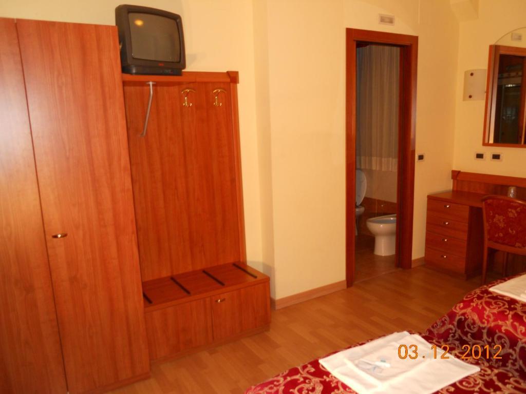 Hotel Val Di Sangro Perano الغرفة الصورة